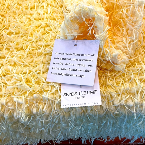 NWT - Skye’s The Limit Crewneck Sweater - Picture 6 of 8